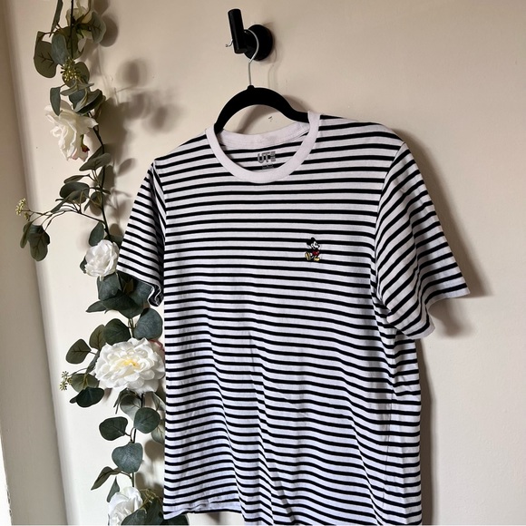 Uniqlo Mickey Mouse T-Shirt - Picture 2 of 9